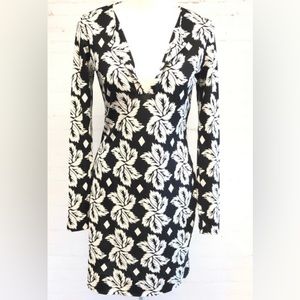 Diane Vin Furstenberg black and white floral dress